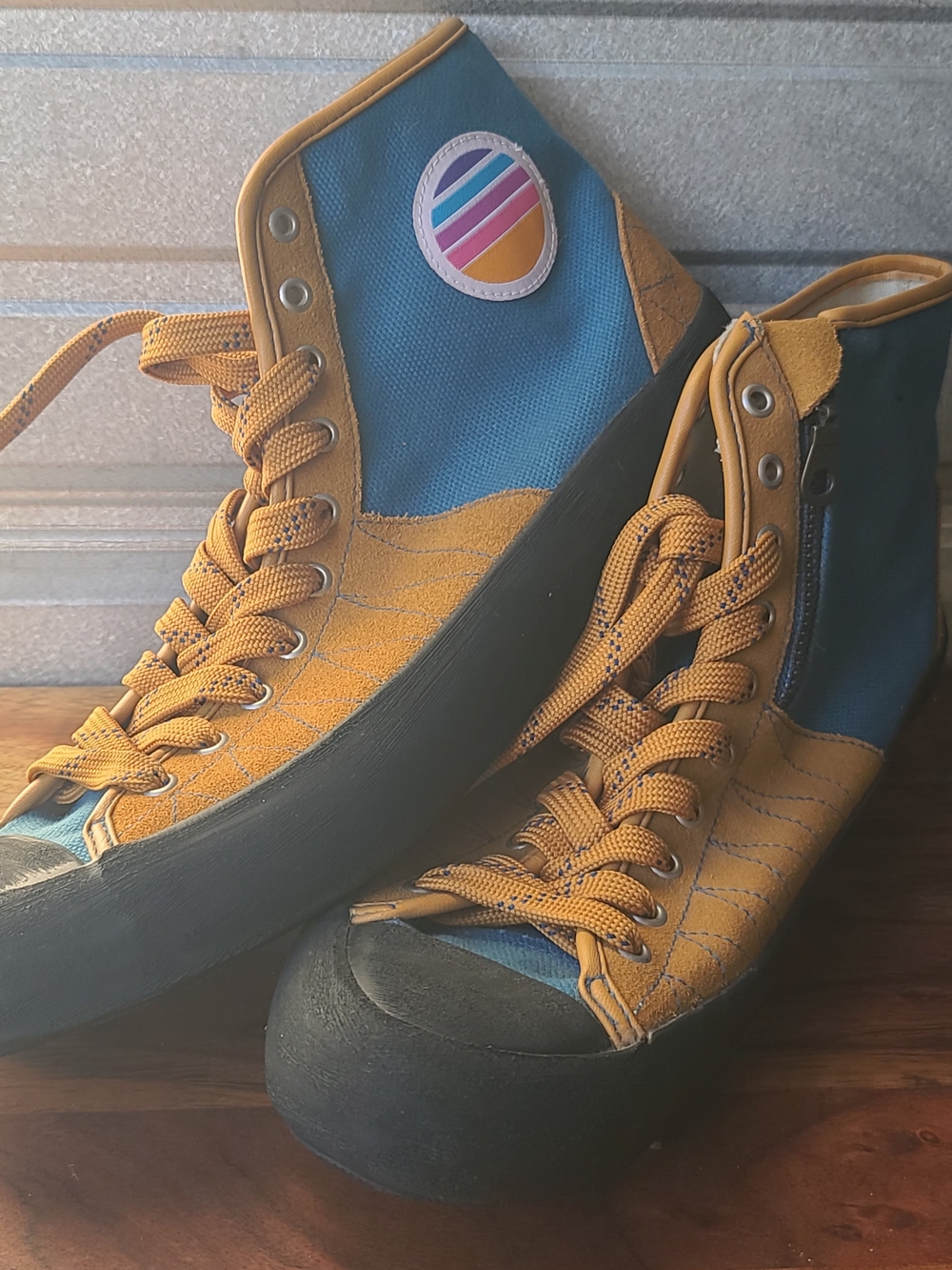 Fronteer High-Top Retro Climbing Shoes Sneakers in Mustard Yellow and Teal